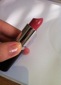 No7 Moisture Drench Lipstick in Rose Mist (630)